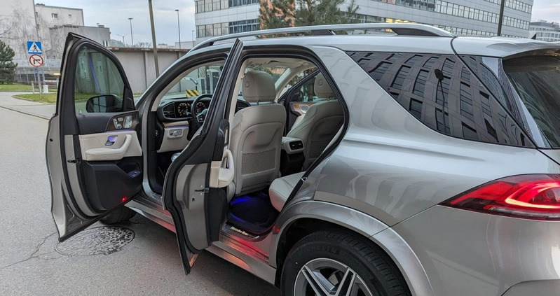 Mercedes-Benz GLE cena 265000 przebieg: 23000, rok produkcji 2022 z Kraków małe 667